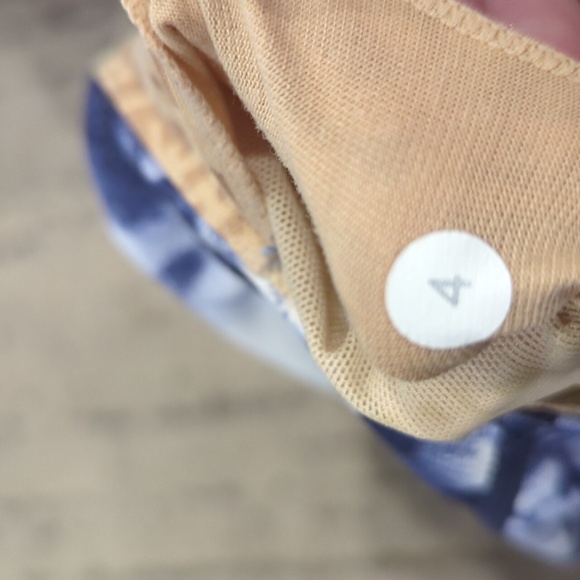 Lululemon Scoop Neck TankInk Blot White Deep Indigo / Heathered Deep Ind… - Picture 7 of 11